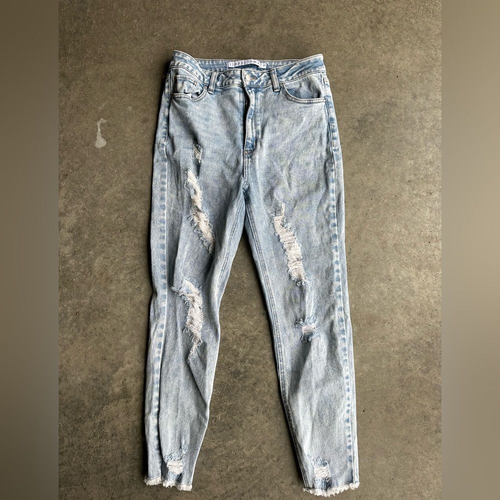 WOMENS TINSLETOWN DISTRESSED JEANS SIZE 7